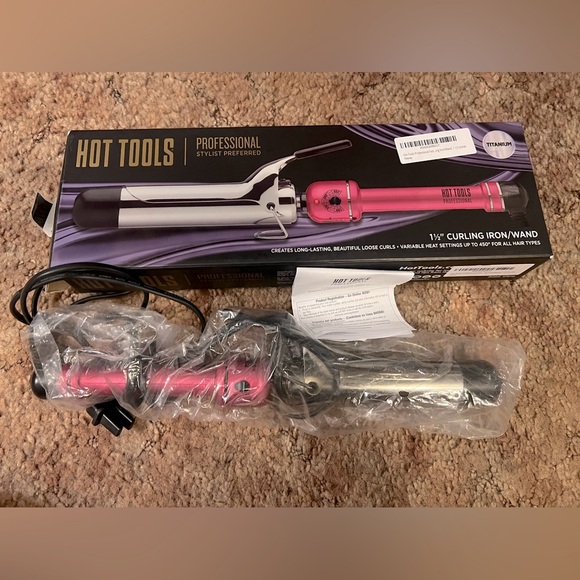 🎀  Hot tools 1 1/2 inch curling iron - Picture 2 of 4